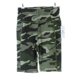 Nine West active sports shorts NWT